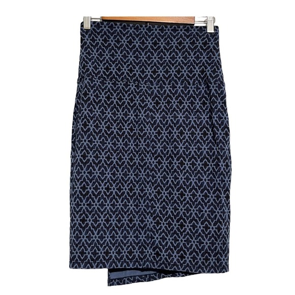 Women’s Athleta Blue Moroccan Print Stretch Tercel Seaside Foldover Wrap Skirt - Picture 7 of 9
